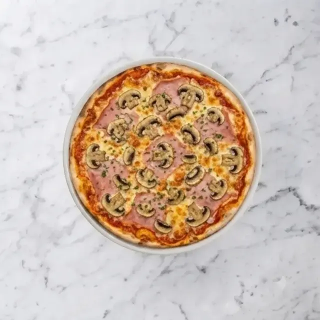 Capricciosa — Tomatsås, ost och skinka, champinjoner
